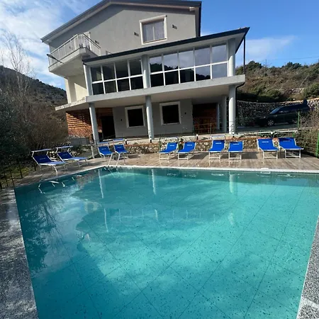 Apartamento Qyteza & Shkodër