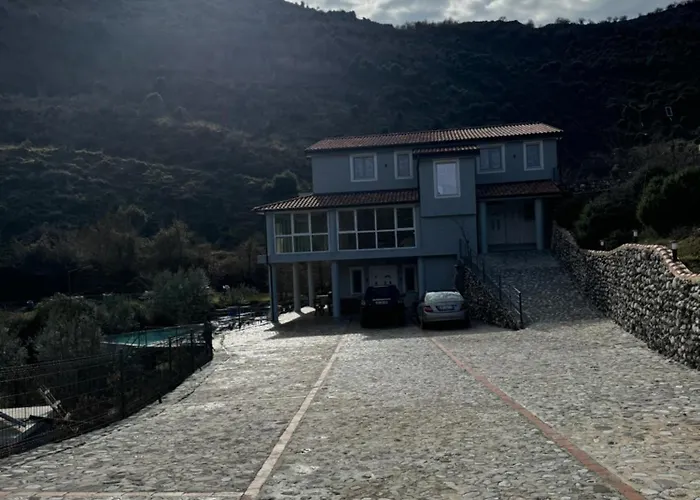 Appartamento Qyteza &