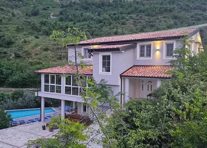 Qyteza Guest House&camping Appartement Shkodër